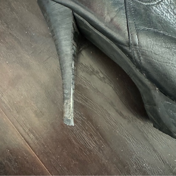 Guess Leather Biker Knee High Side Buckle Boots Punk Goth Glam 8.5 - Picture 3 of 8